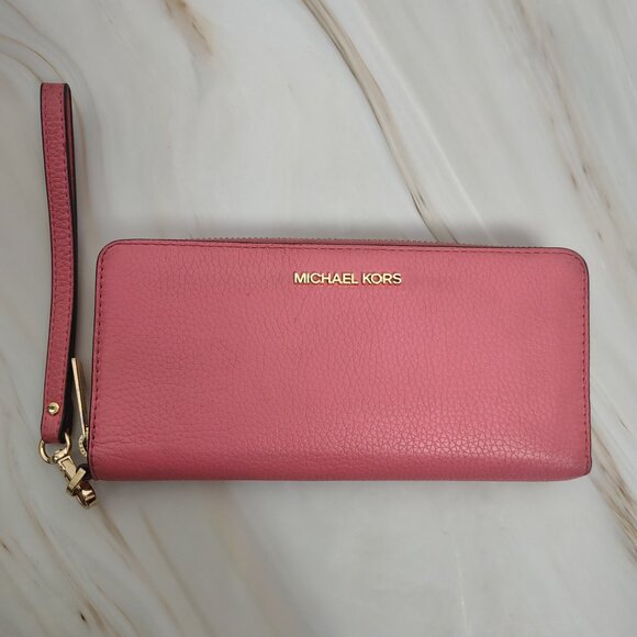 Michael Kors Women's Continental Wallet Jet Set Wristlet in Tea Rose Leather - Picture 1 of 11